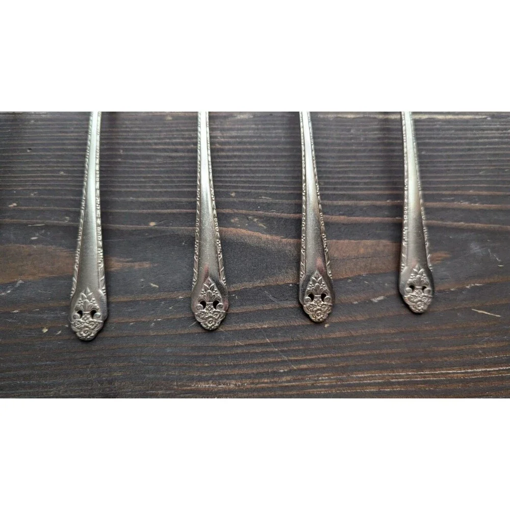 LOVELY LADY Pattern HOLMES & EDWARDS Silver-plate 7x Spoons Flatware